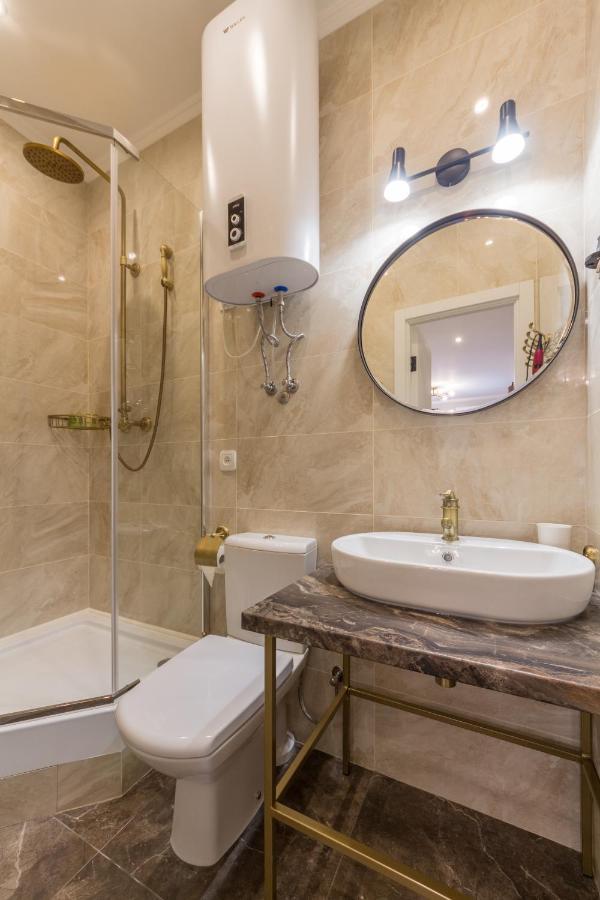 Design Apartment On Mykhailivskyi Ln. 4 Kiew Exterior foto