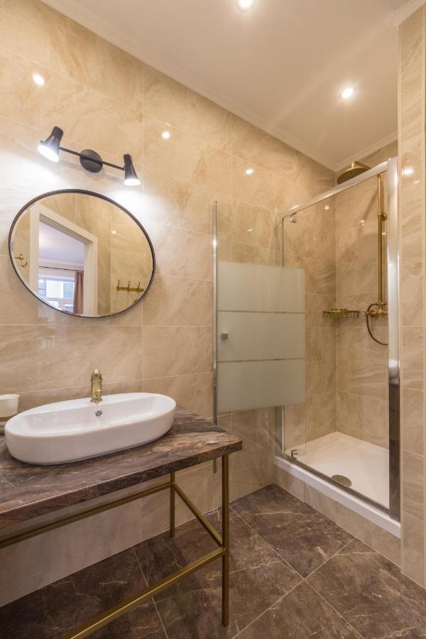 Design Apartment On Mykhailivskyi Ln. 4 Kiew Exterior foto