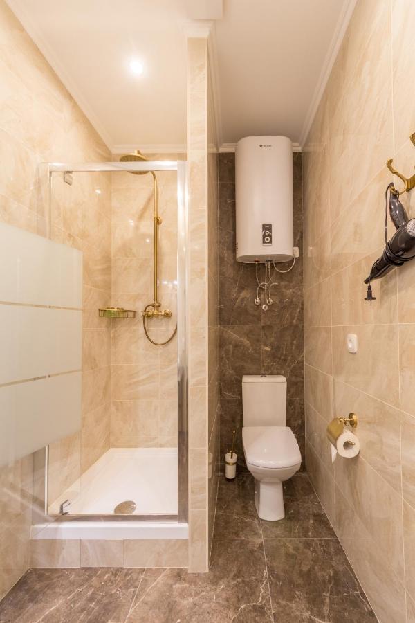 Design Apartment On Mykhailivskyi Ln. 4 Kiew Exterior foto